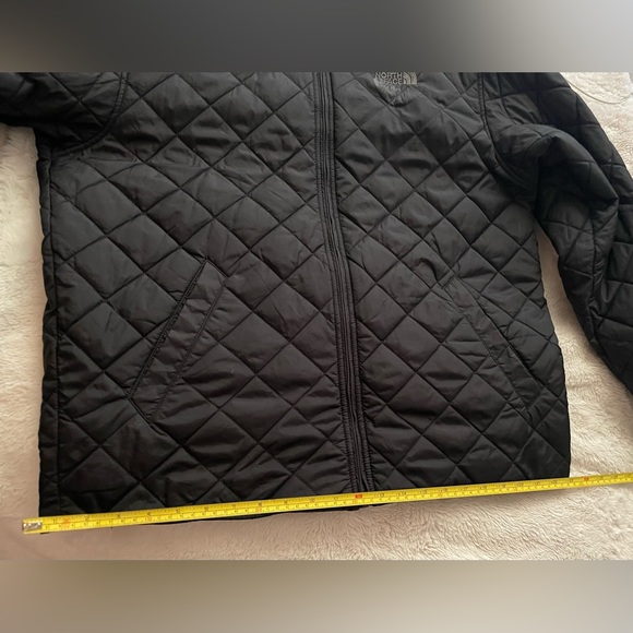 The Northface Reversible Jacket - Picture 6 of 6